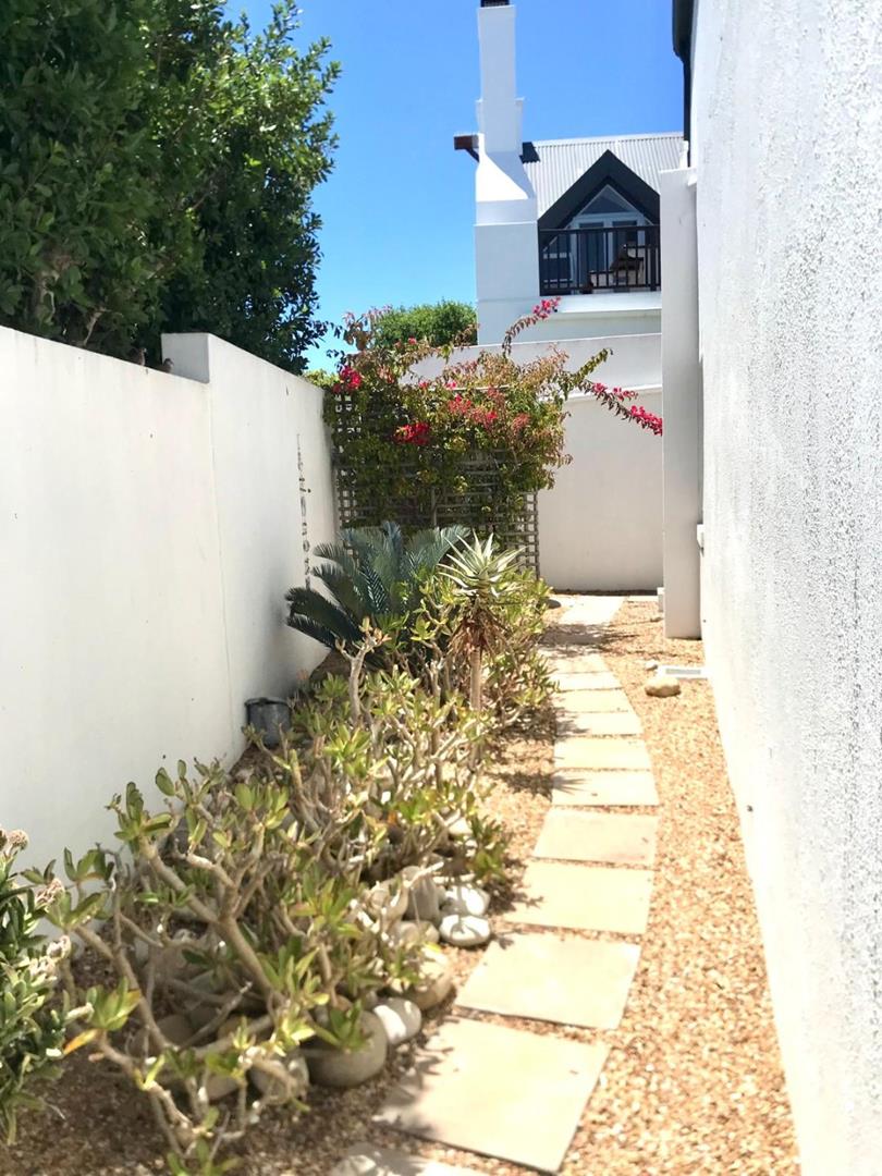 To Let 3 Bedroom Property for Rent in Big Bay Western Cape